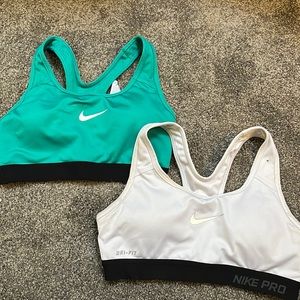 Set of 2 Nike Sports Bras